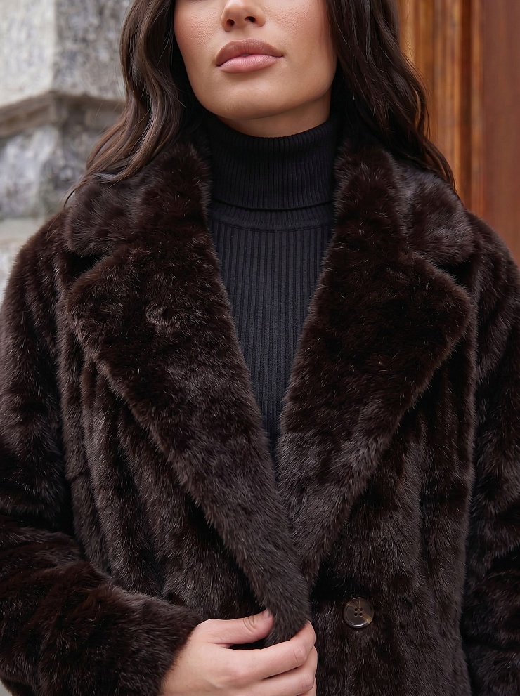 Шуба женская зимняя LAWINTER, коричневая, модель 55845