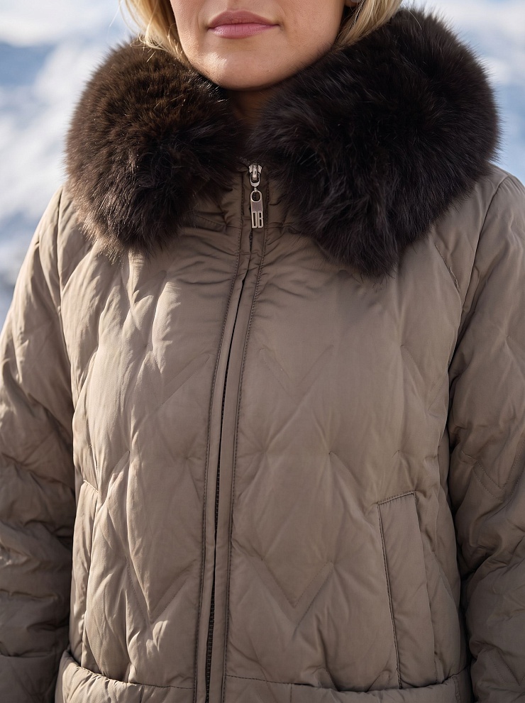 Пуховик женский зимний LAWINTER, олива, модель 86326