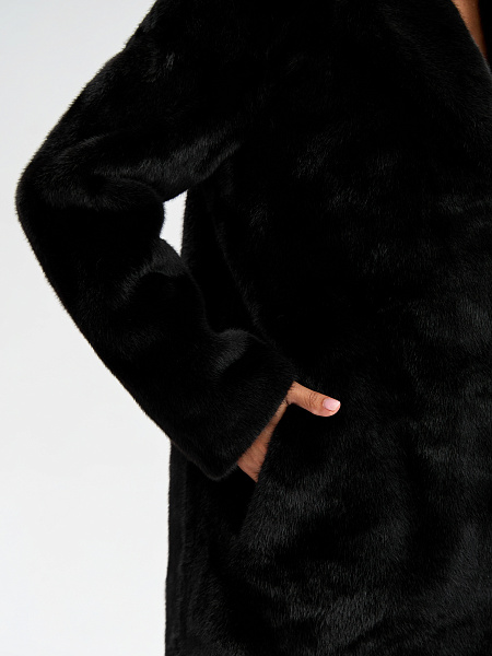 Шуба LAWINTER  модель 5391, цвет Черный
