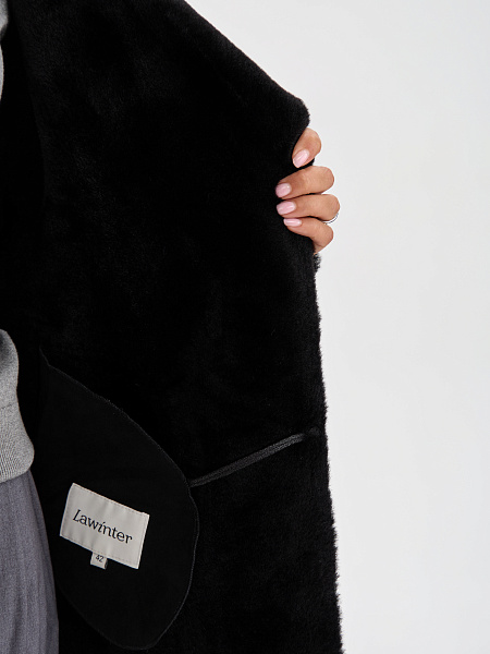 Дубленка LAWINTER  модель 35796, цвет Черный