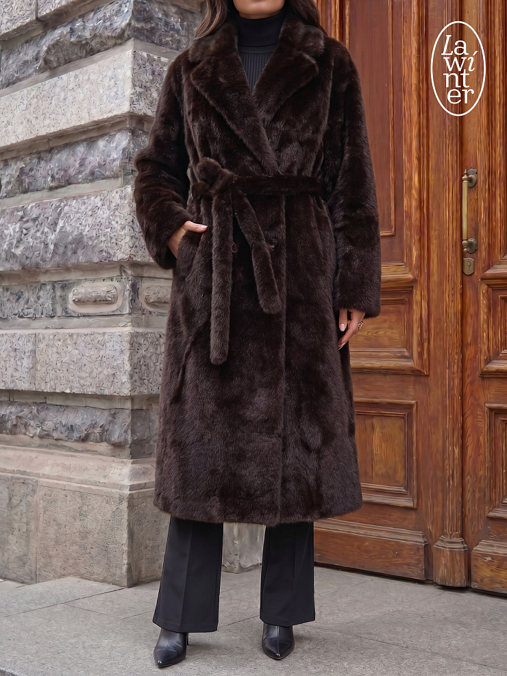 Шуба женская зимняя LAWINTER, коричневая, модель 55845