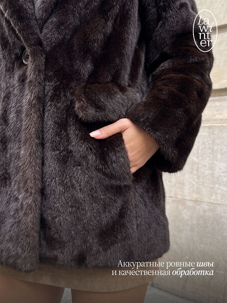 Шуба женская зимняя LAWINTER, коричневая, модель 56412