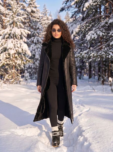 Дубленка женская зимняя LAWINTER, черная, модель 34499