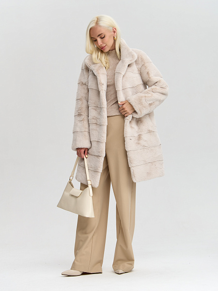 Шуба LAWINTER  модель 53961, цвет Молочный