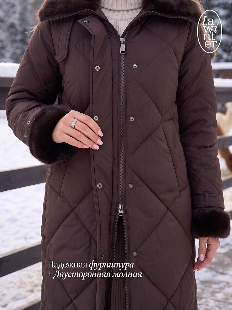Пуховик женский зимний LAWINTER, коричневый, модель 86185