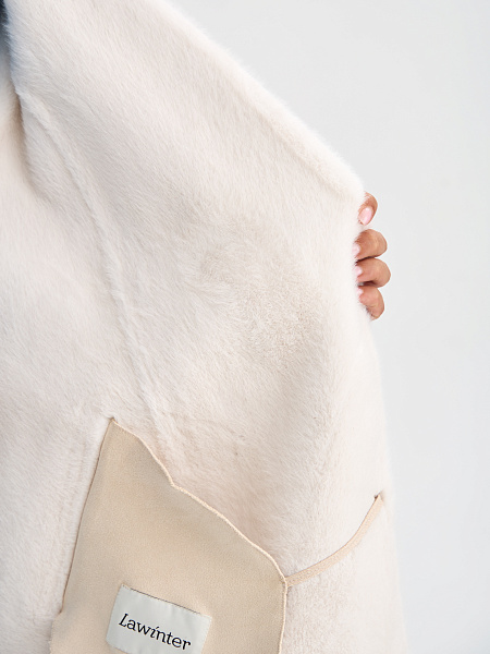 Дубленка LAWINTER  модель 35667, цвет Мокко