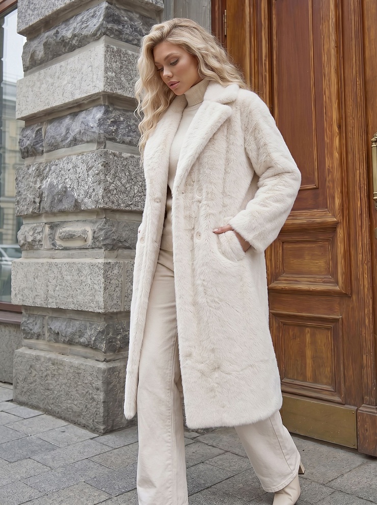 Шуба женская зимняя LAWINTER, молочная, модель 55845