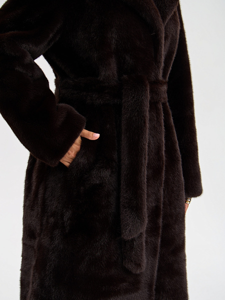 Шуба LAWINTER  модель 5391, цвет Темно-коричневый
