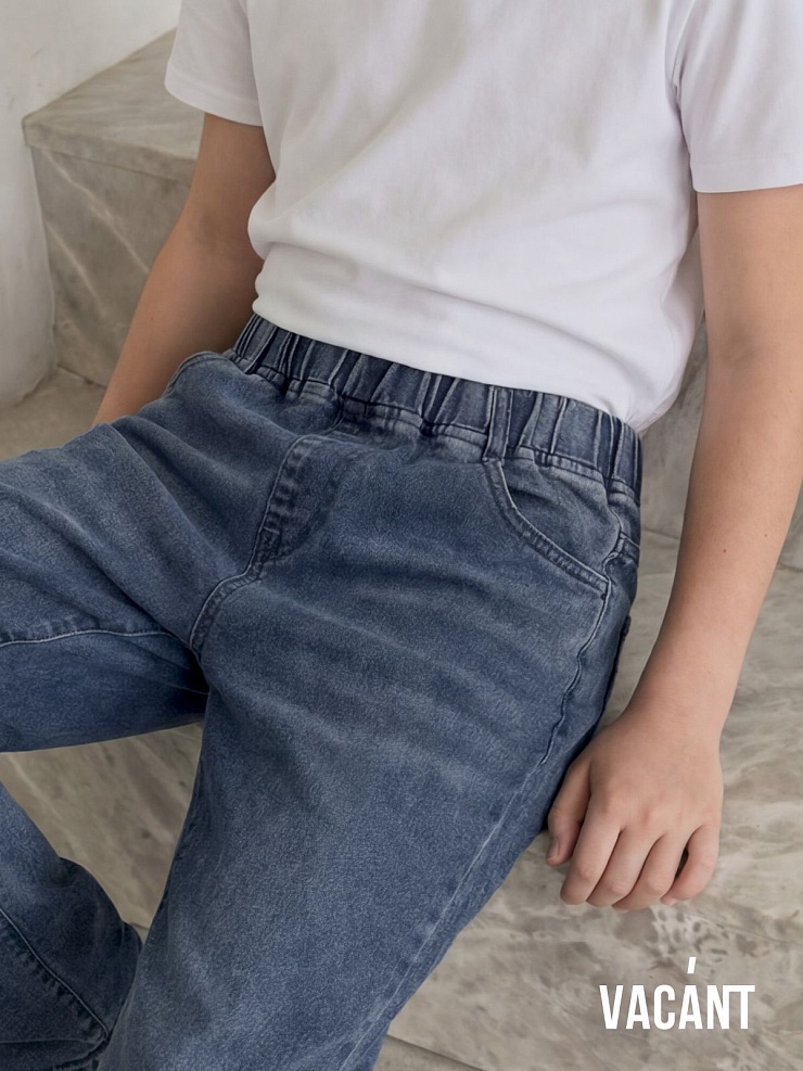 Джинсы для мальчика демисезонные VACANT, синие, модель 104151