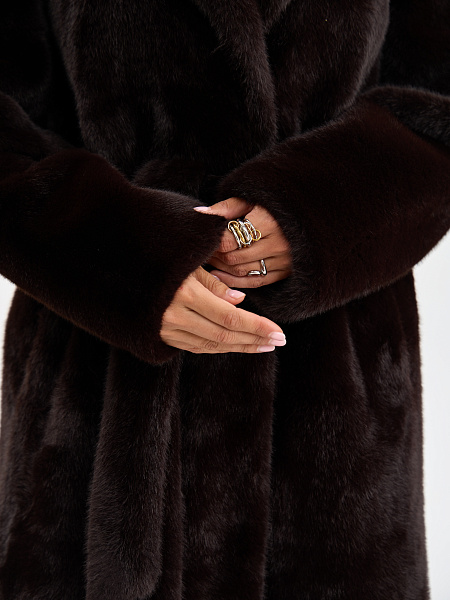 Шуба LAWINTER  модель 5391, цвет Темно-коричневый