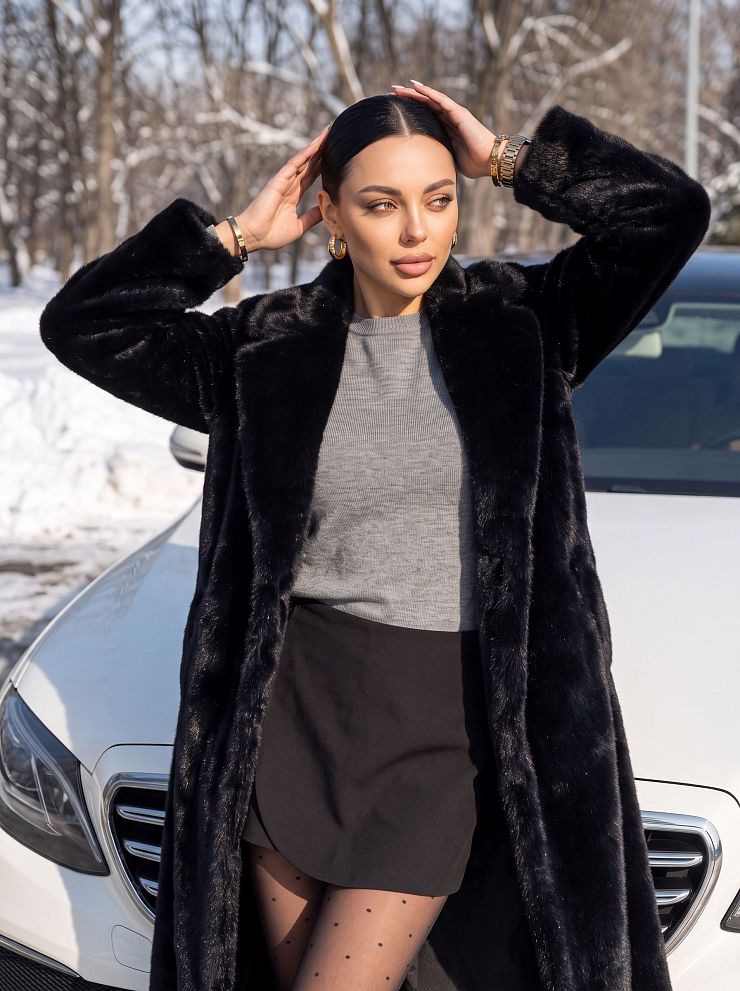 Шуба женская зимняя LAWINTER, черная, модель 55845