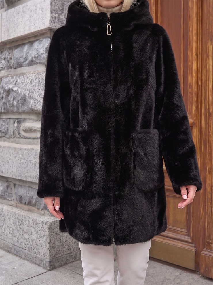 Шуба женская зимняя LAWINTER, черная, модель 55306