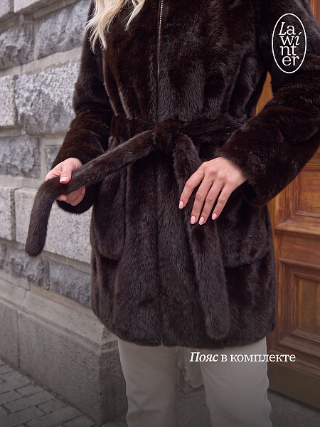 Шуба женская зимняя LAWINTER, коричневая, модель 55306