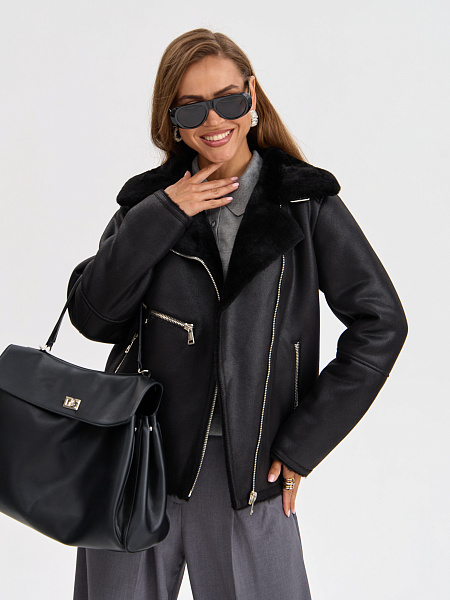 Дубленка LAWINTER  модель 3588, цвет Черный