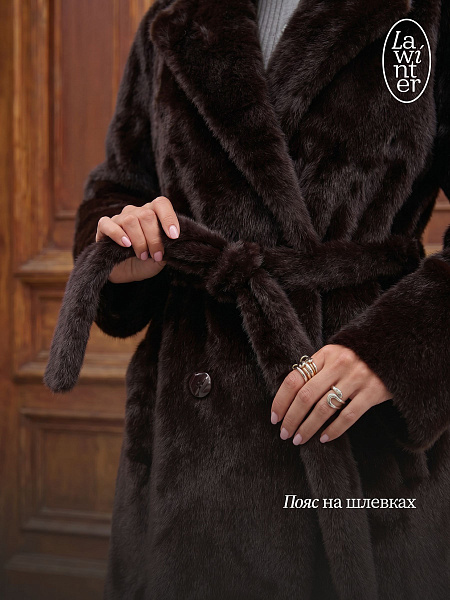 Шуба женская зимняя LAWINTER, коричневая, модель 55845