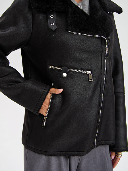 Дубленка LAWINTER  модель 3588, цвет Черный