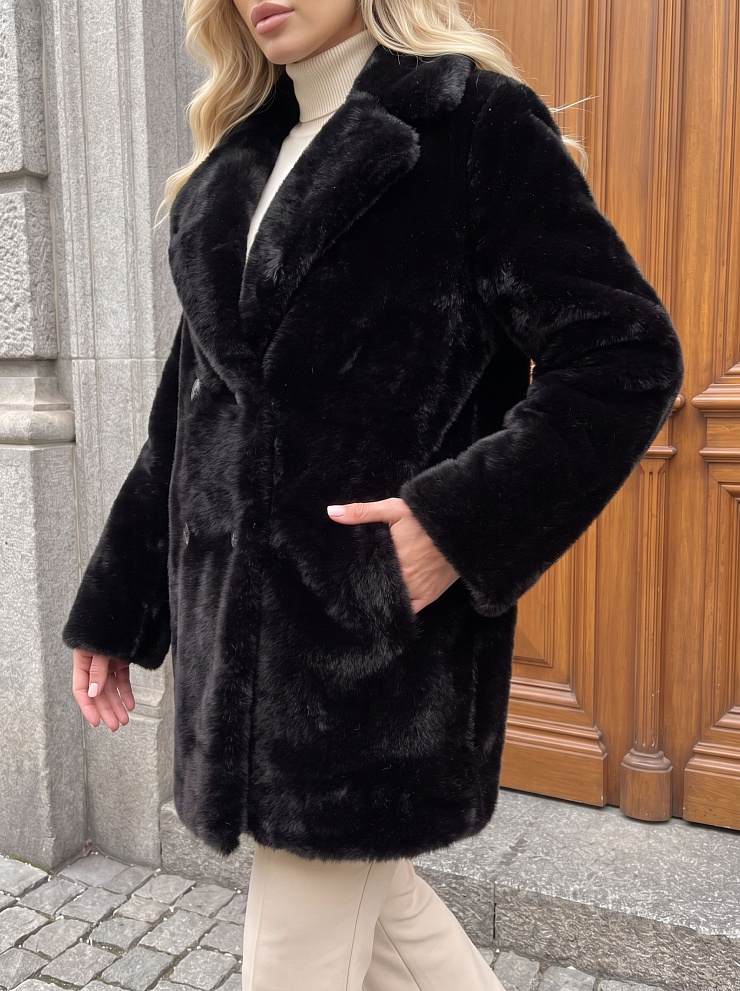 Шуба женская зимняя LAWINTER, черная, модель 55820