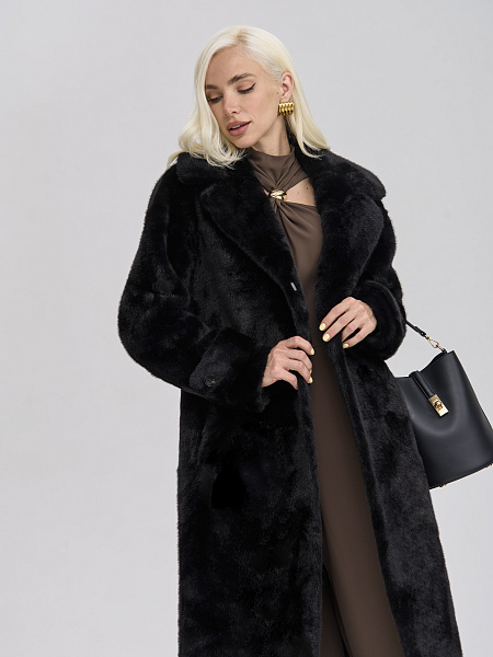 Шуба LAWINTER  модель 53576, цвет Черный