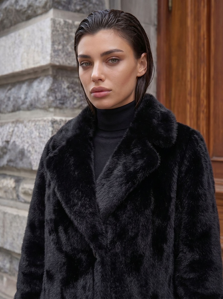 Шуба женская зимняя LAWINTER, черная, модель 55788