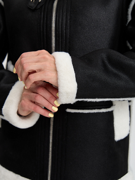 Шуба LAWINTER  модель 53576, цвет Черный