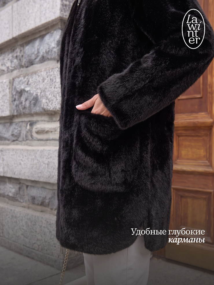 Шуба женская зимняя LAWINTER, черная, модель 55306