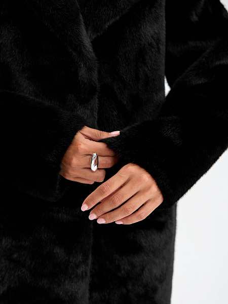 Шуба LAWINTER  модель 5391, цвет Черный