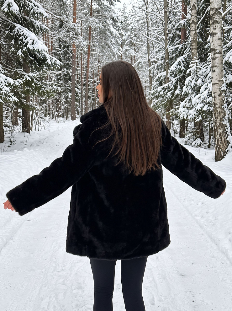 Шуба женская зимняя LAWINTER, черная, модель 55820