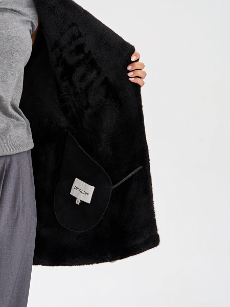 Дубленка LAWINTER  модель 35667, цвет Черный