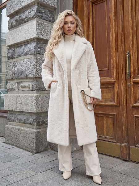 Шуба женская зимняя LAWINTER, молочная, модель 55845